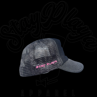 It’s more than a brand Trucker black/pink/gray